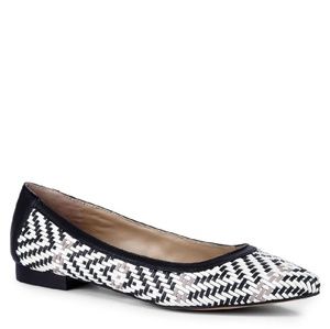 **LAST CALL** SOLE SOCIETY Woven Flats 6.5